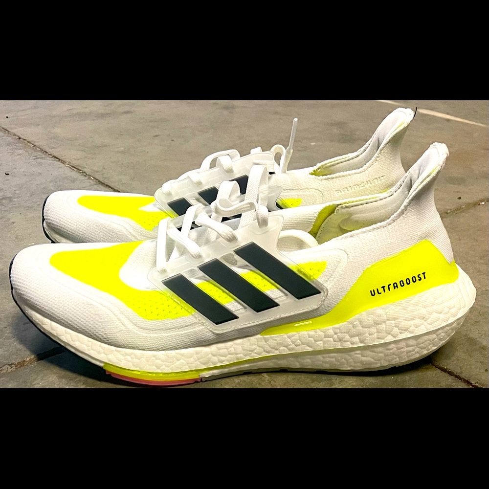 Adidas Ultra Boost 21